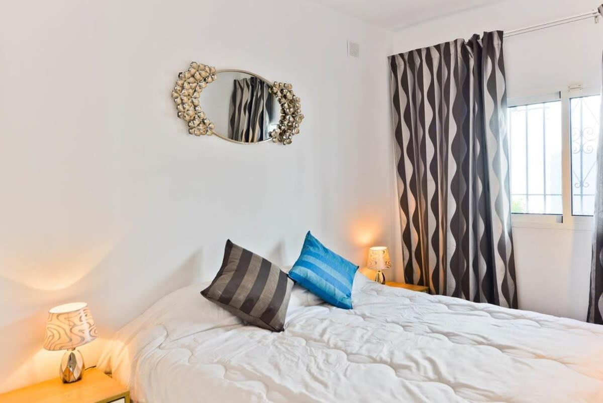 Apartament Capistrano Pueblo Nerja Zewnętrze zdjęcie