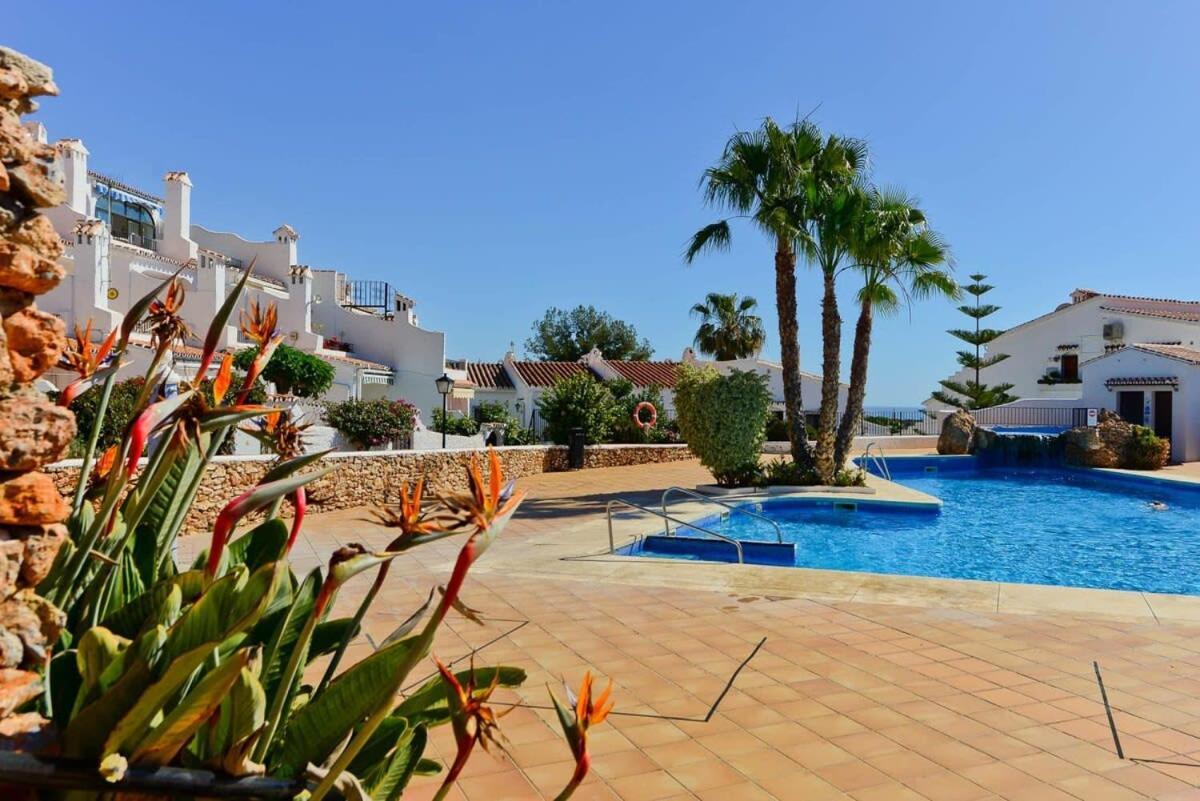 Apartament Capistrano Pueblo Nerja Zewnętrze zdjęcie